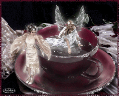 fées dans tasse de thé